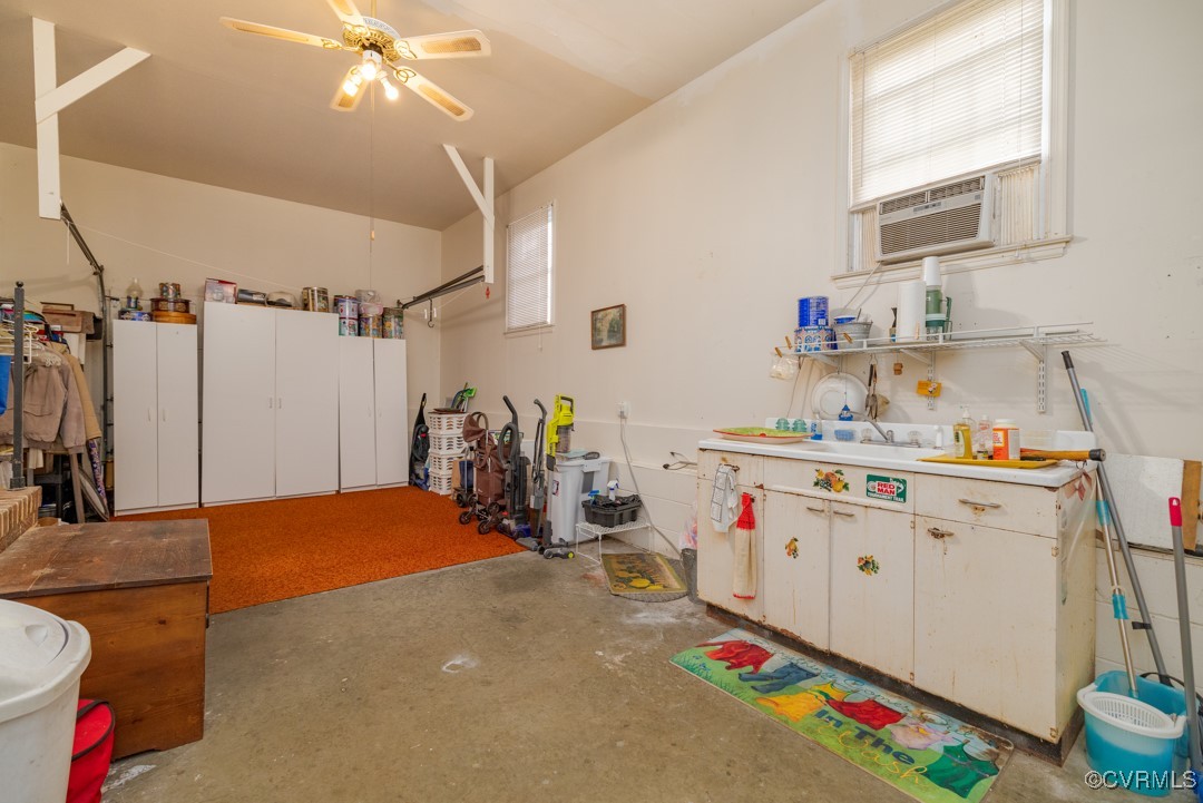 402 Cifers Ln