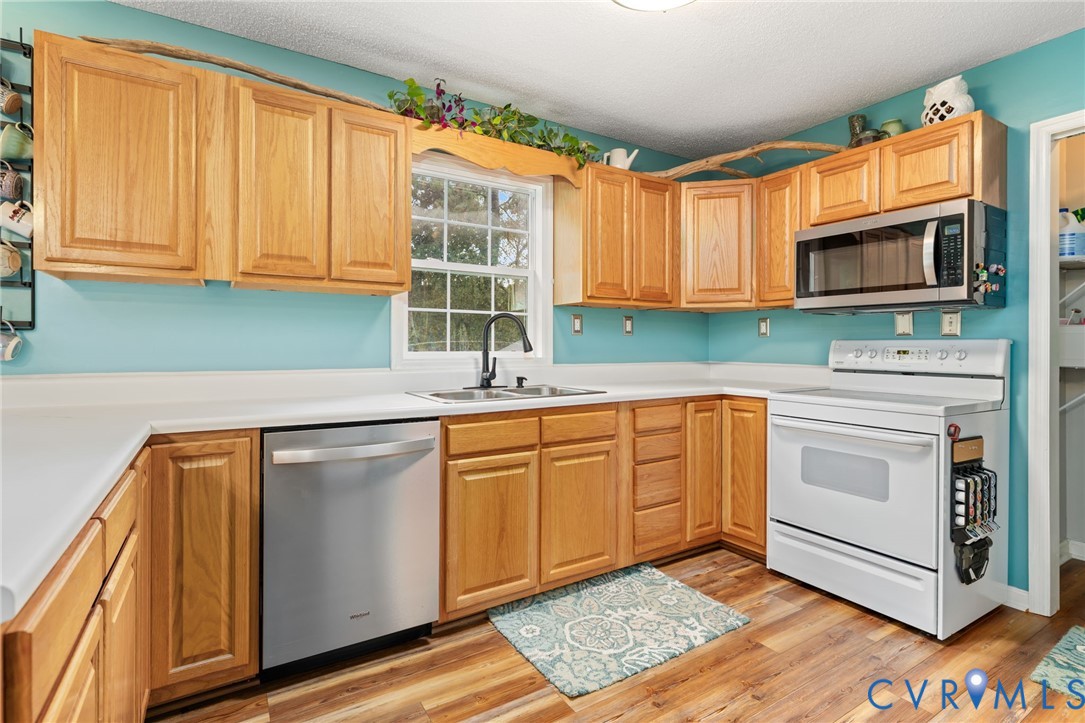 201 Van Dyke Cir