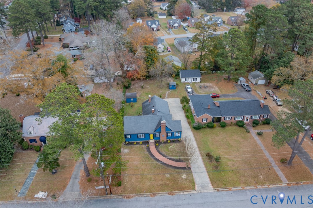 426 Laurel St