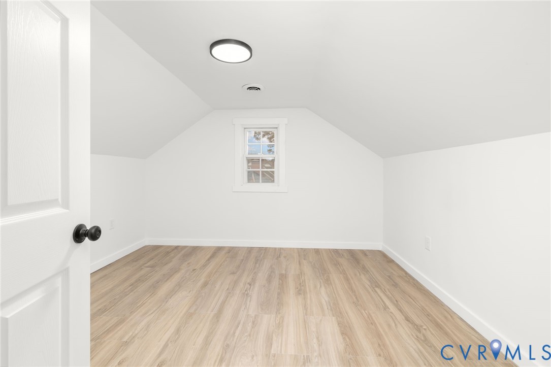 426 Laurel St