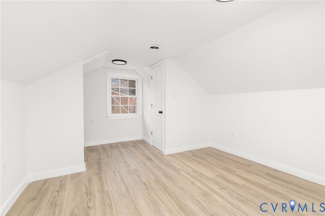 426 Laurel St