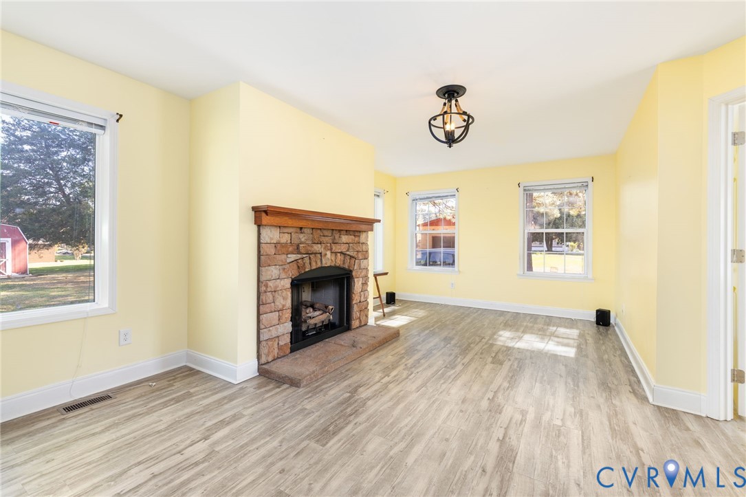 147 Pleasant Shade Dr