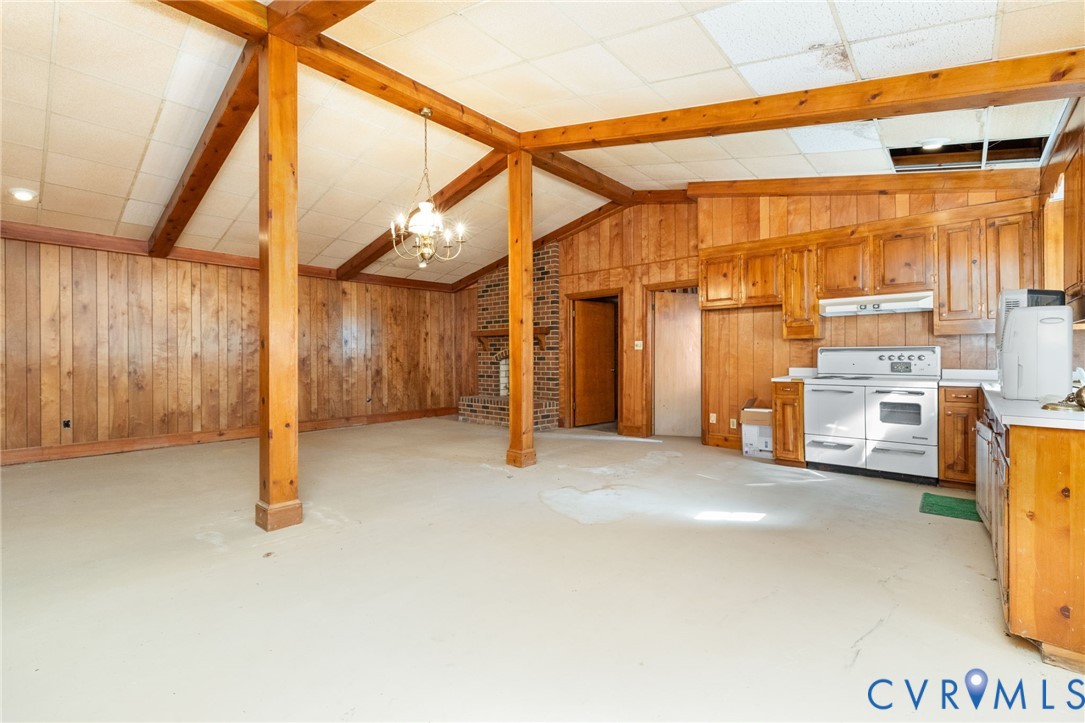1503 Wiggins Rd