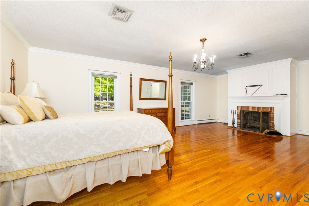 1503 Wiggins Rd