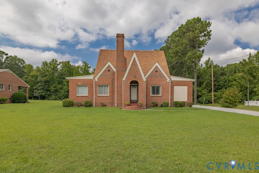 1300 Sussex Dr