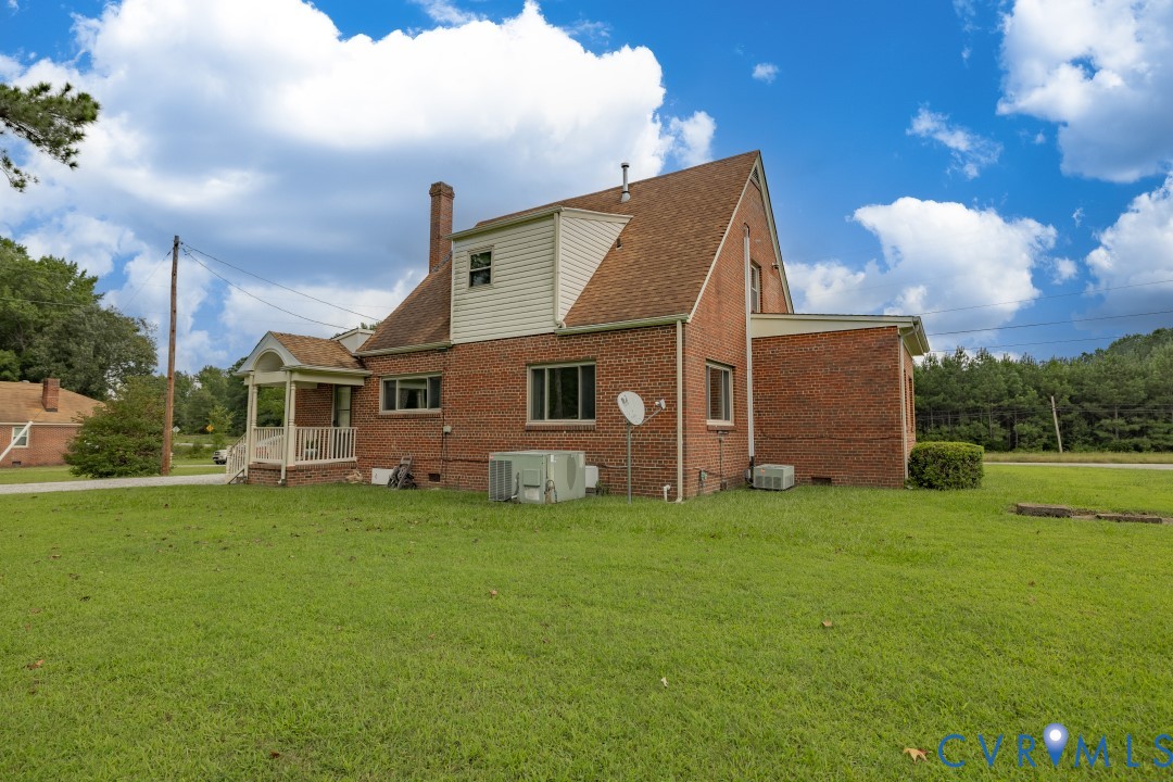 1300 Sussex Dr