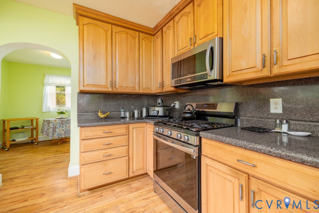 1300 Sussex Dr