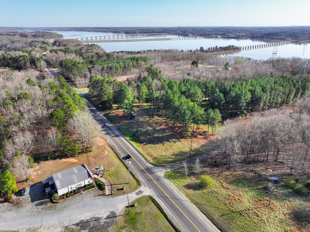 7254 Highway 15 North