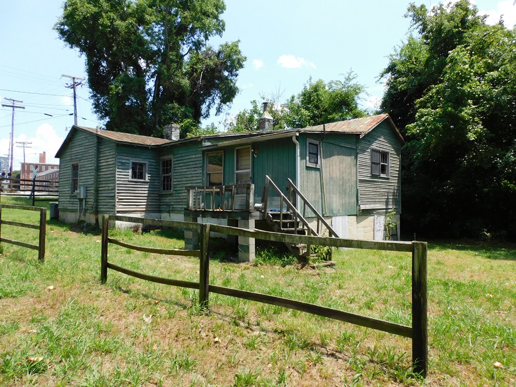 530 Summit Drive