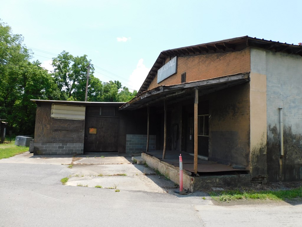 530 Summit Drive