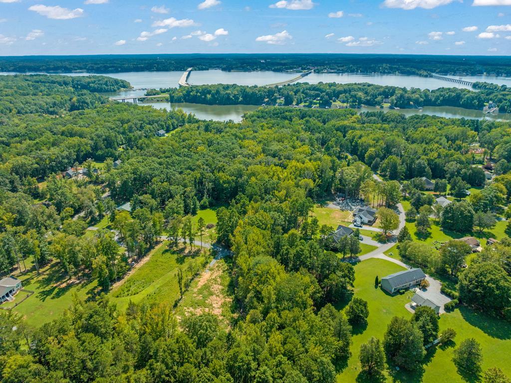 30 Ferry Hill Trail