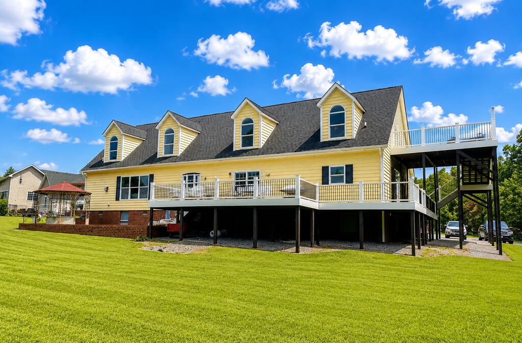 285 Brady Way