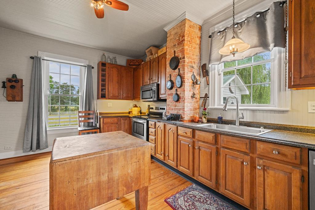 310 Gravel Hill Road