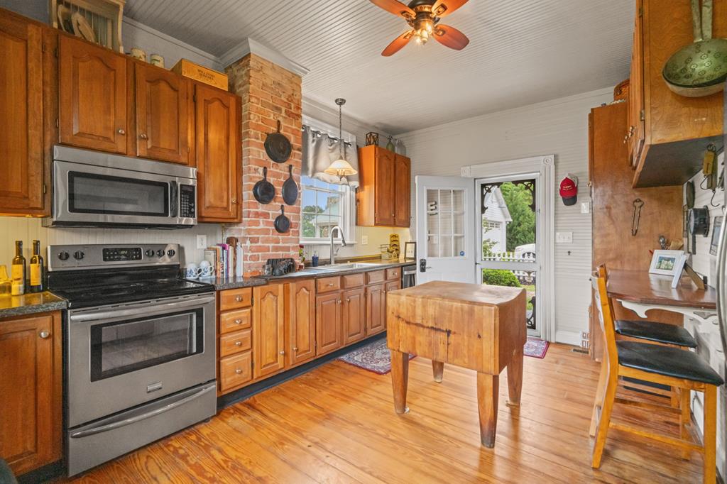 310 Gravel Hill Road