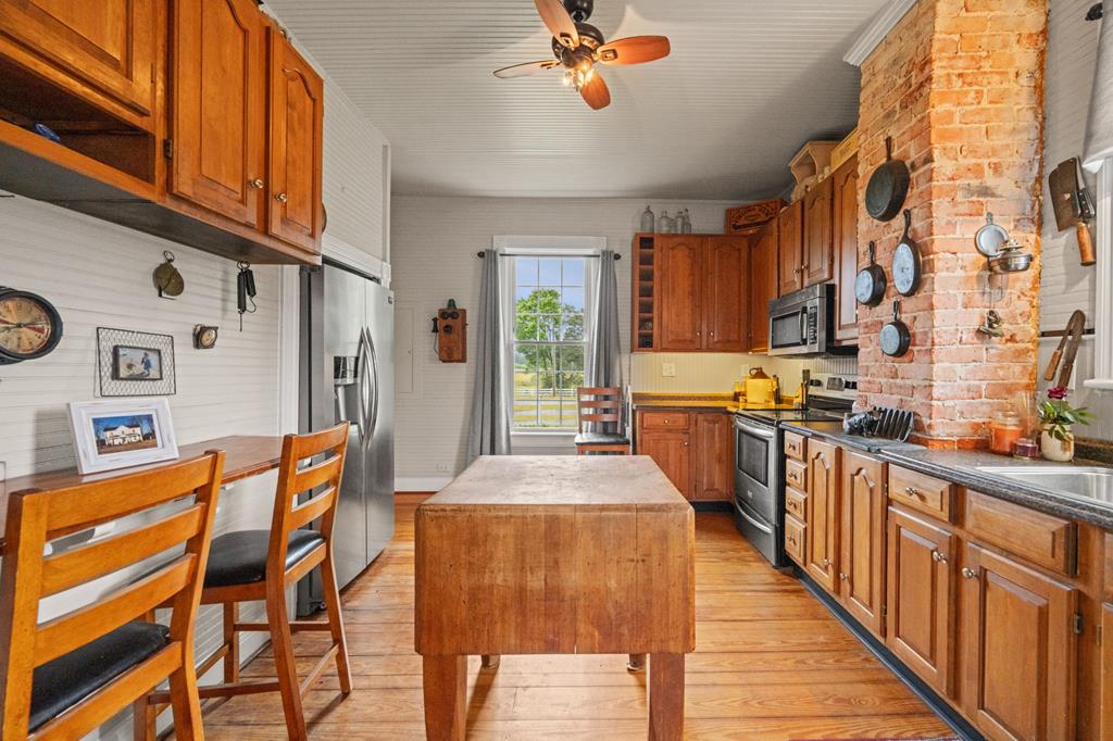 310 Gravel Hill Road