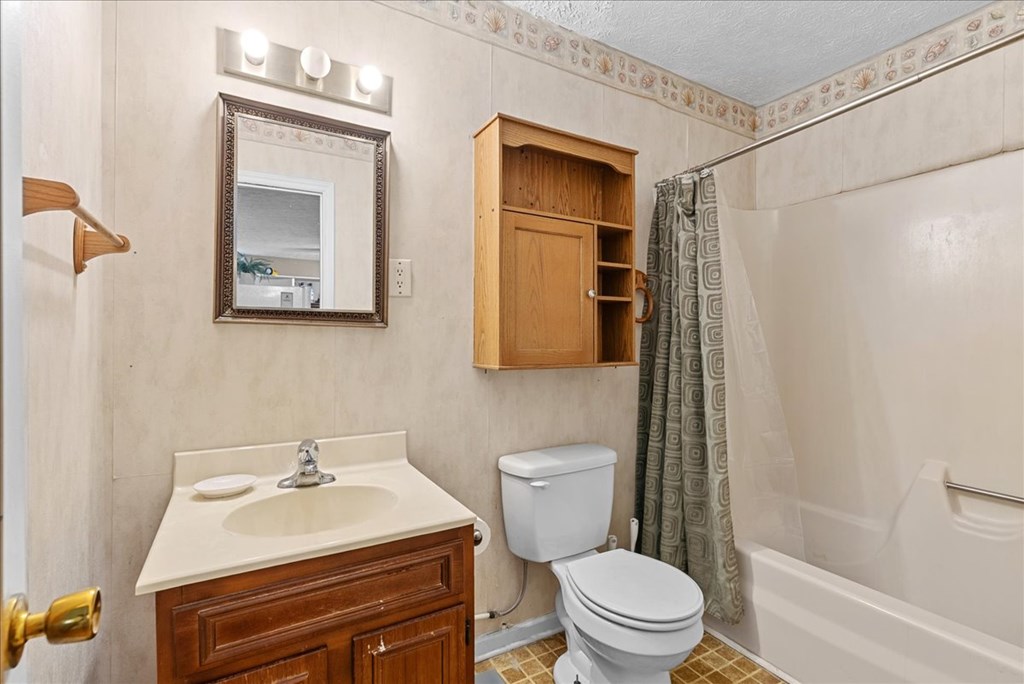430-450 Owl Cove