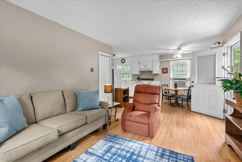 430-450 Owl Cove