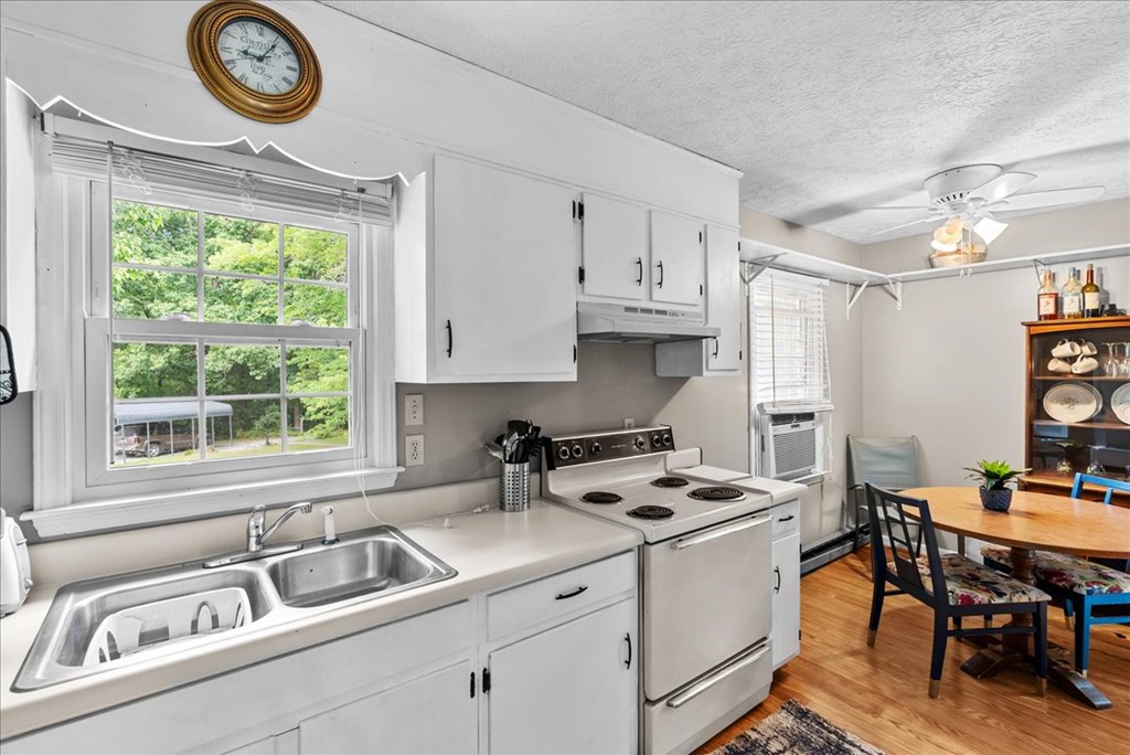 430-450 Owl Cove