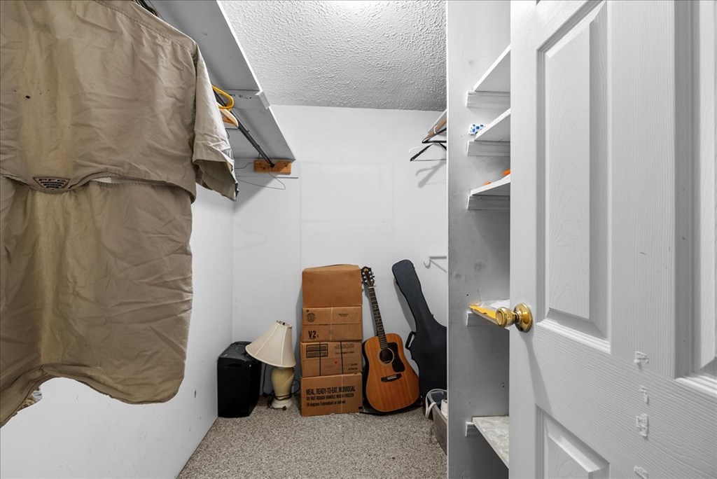 430-450 Owl Cove