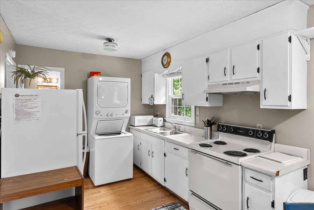 430-450 Owl Cove