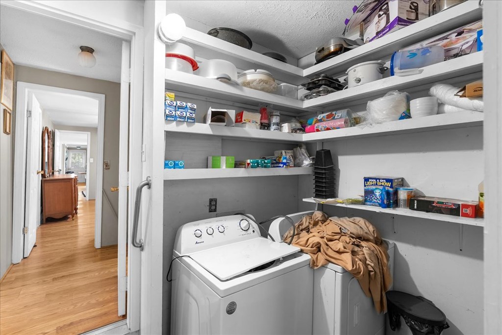 430-450 Owl Cove