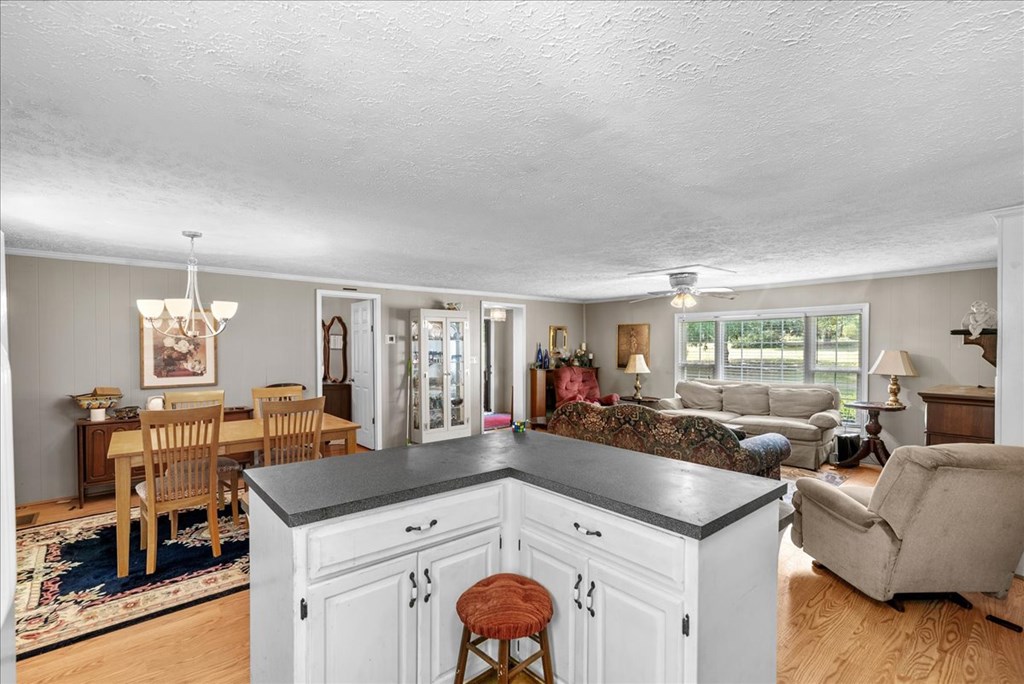 430-450 Owl Cove