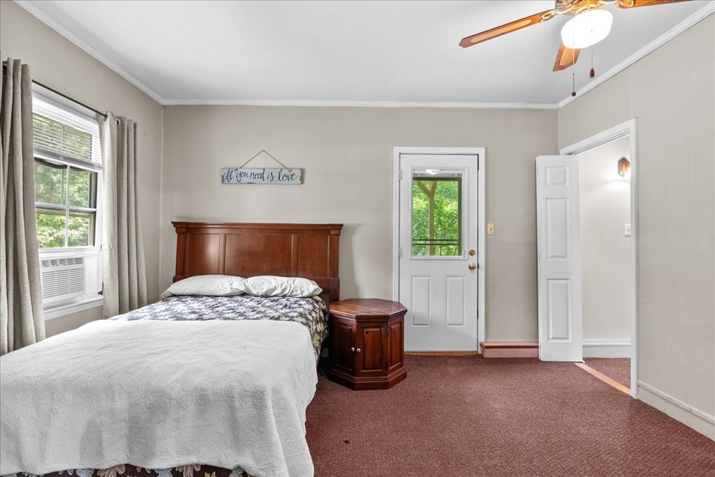 430-450 Owl Cove