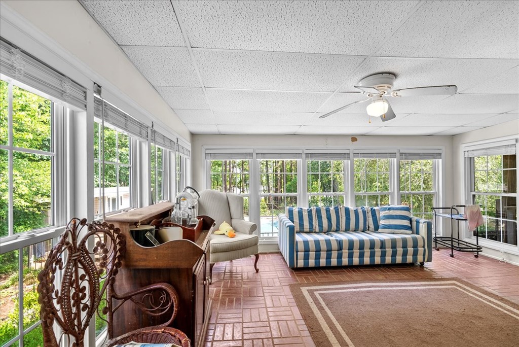 430-450 Owl Cove