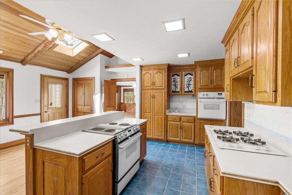 3095 State Shed Road