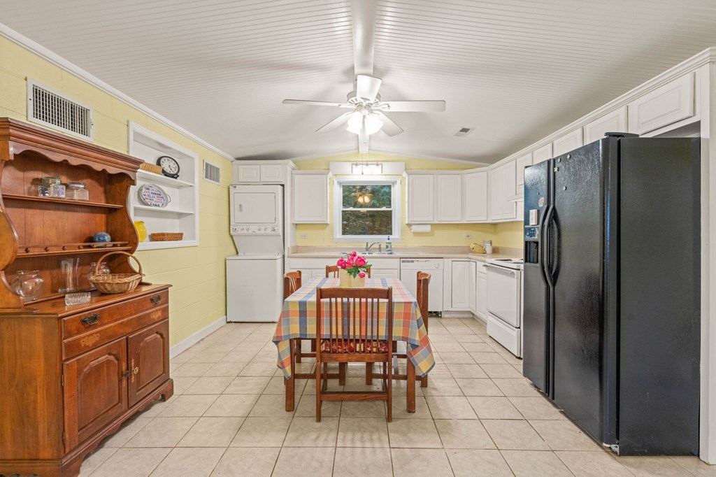 480 Fruit Hill Road