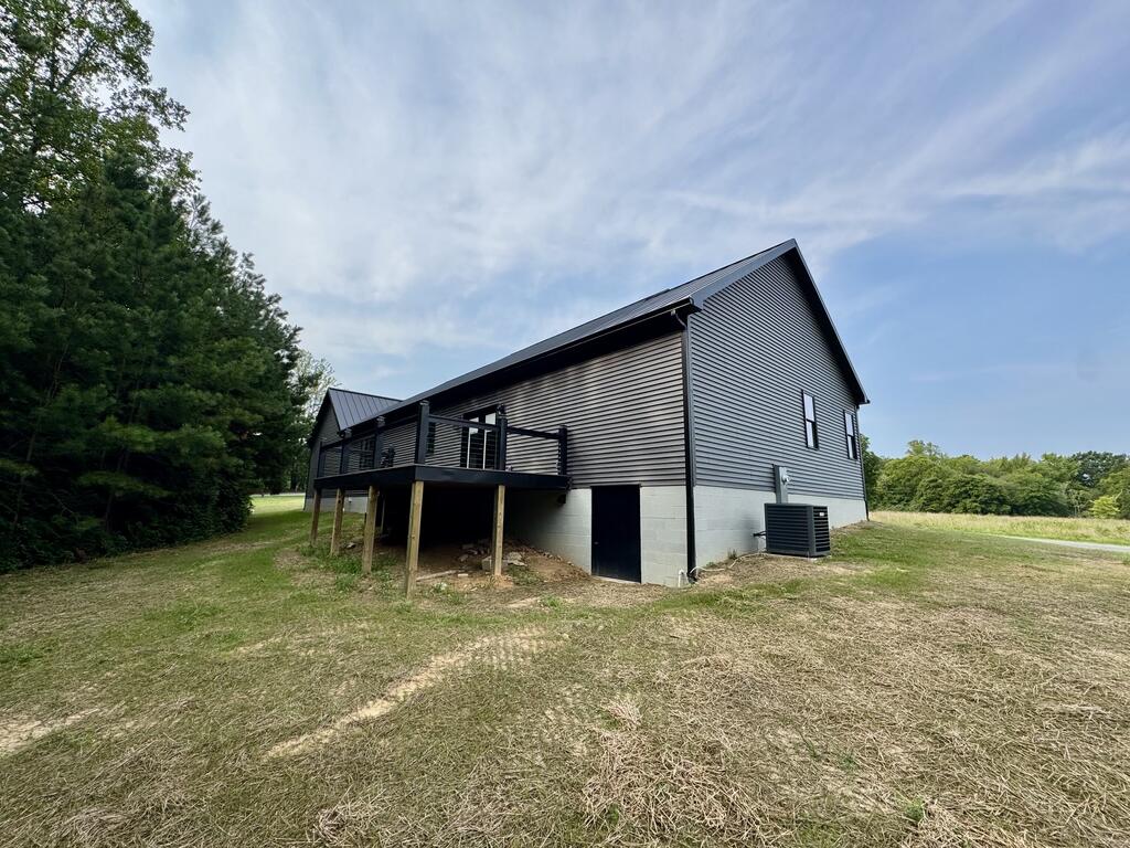 2794 Cow Road
