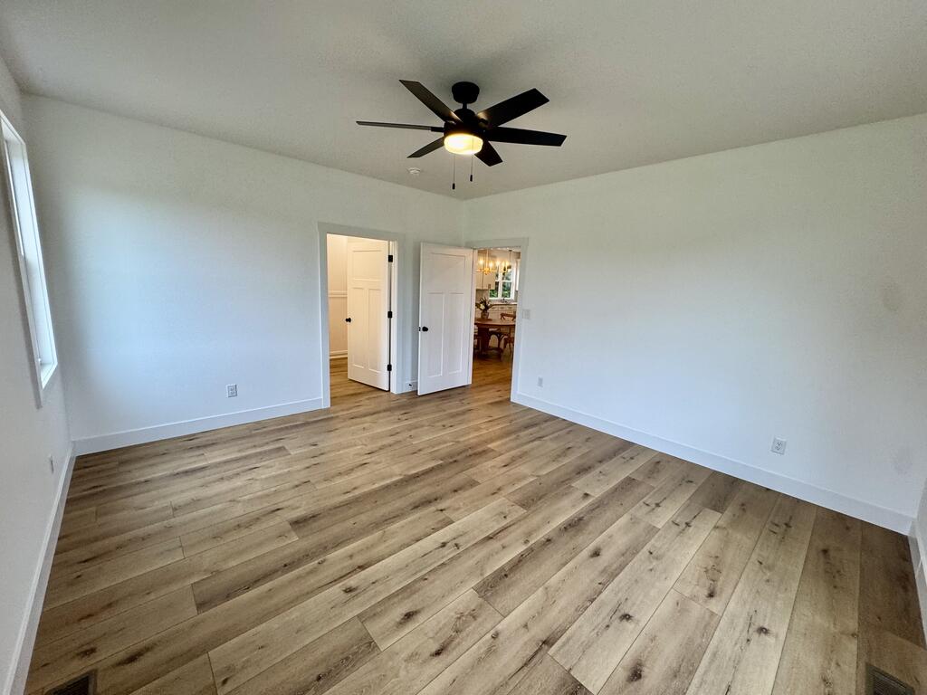 2794 Cow Road