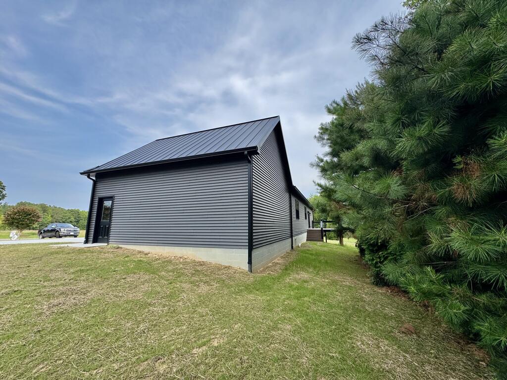 2794 Cow Road