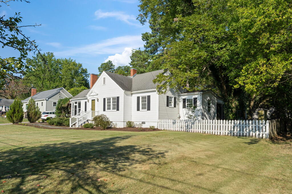 118 Shiney Rock Road