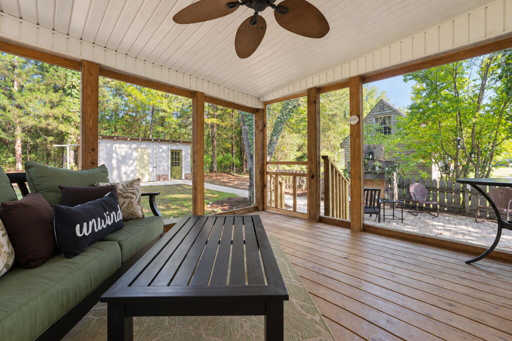 118 Shiney Rock Road