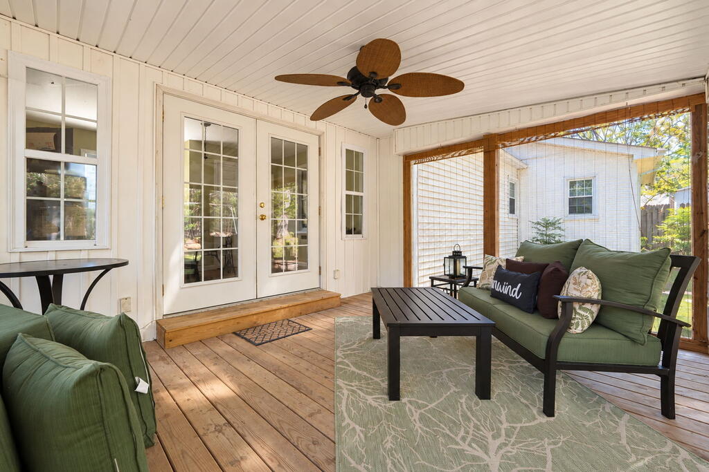 118 Shiney Rock Road