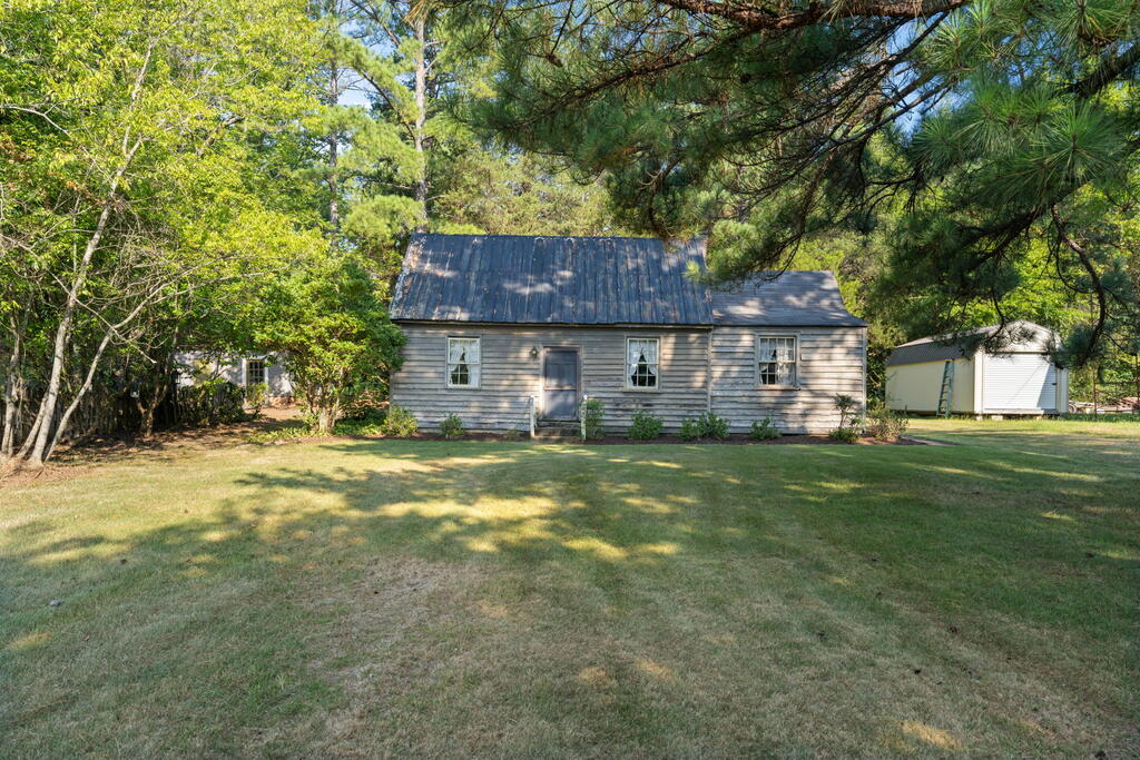 118 Shiney Rock Road