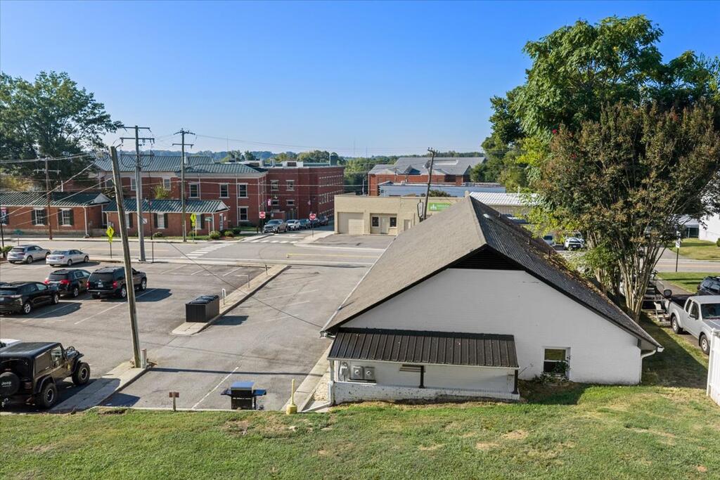 57 Mountain Road