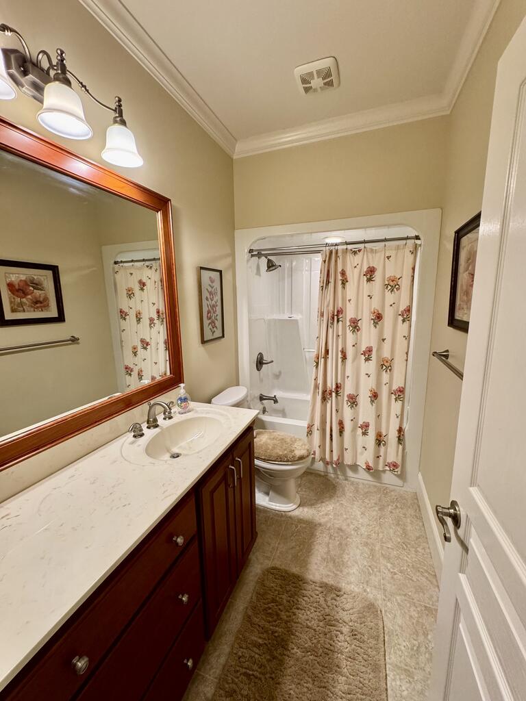 207 Sir Peyton Drive