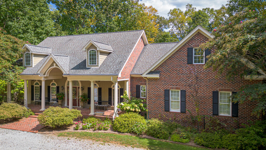 207 Sir Peyton Drive