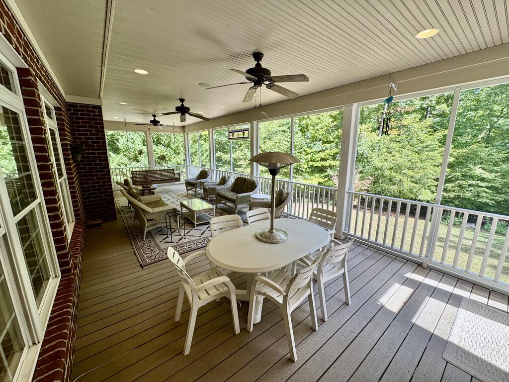 207 Sir Peyton Drive