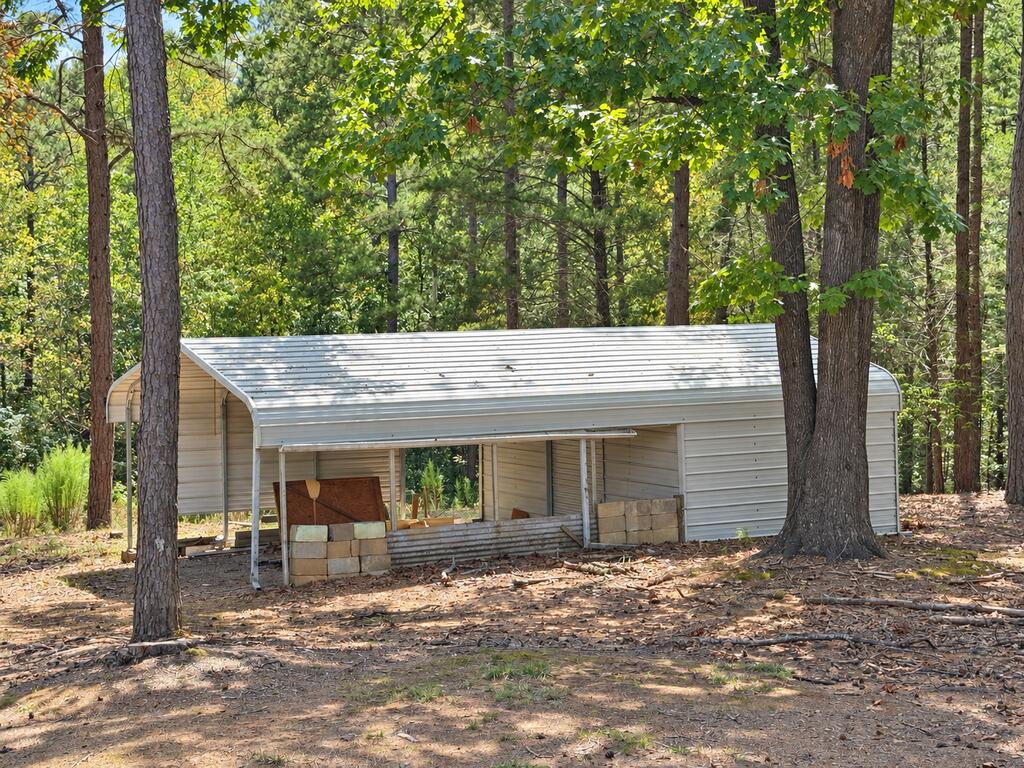 34 Lakeside Drive