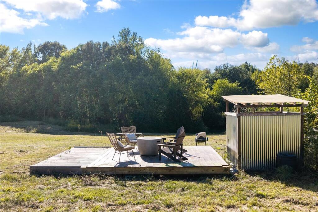 1195 Hundley Road