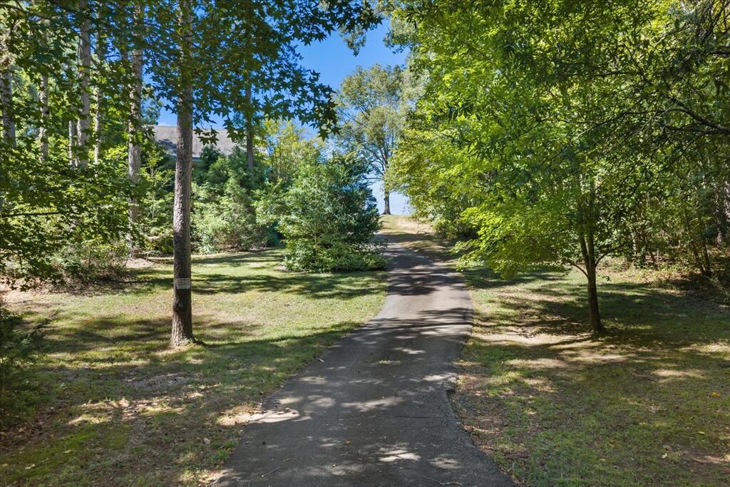 1016 Fox Den Trail