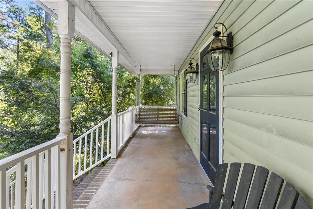 1016 Fox Den Trail