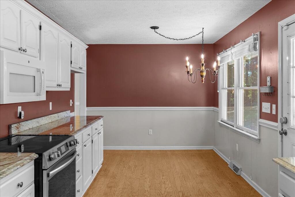 1016 Fox Den Trail