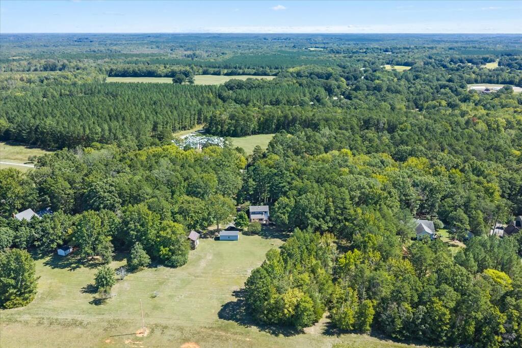 1016 Fox Den Trail