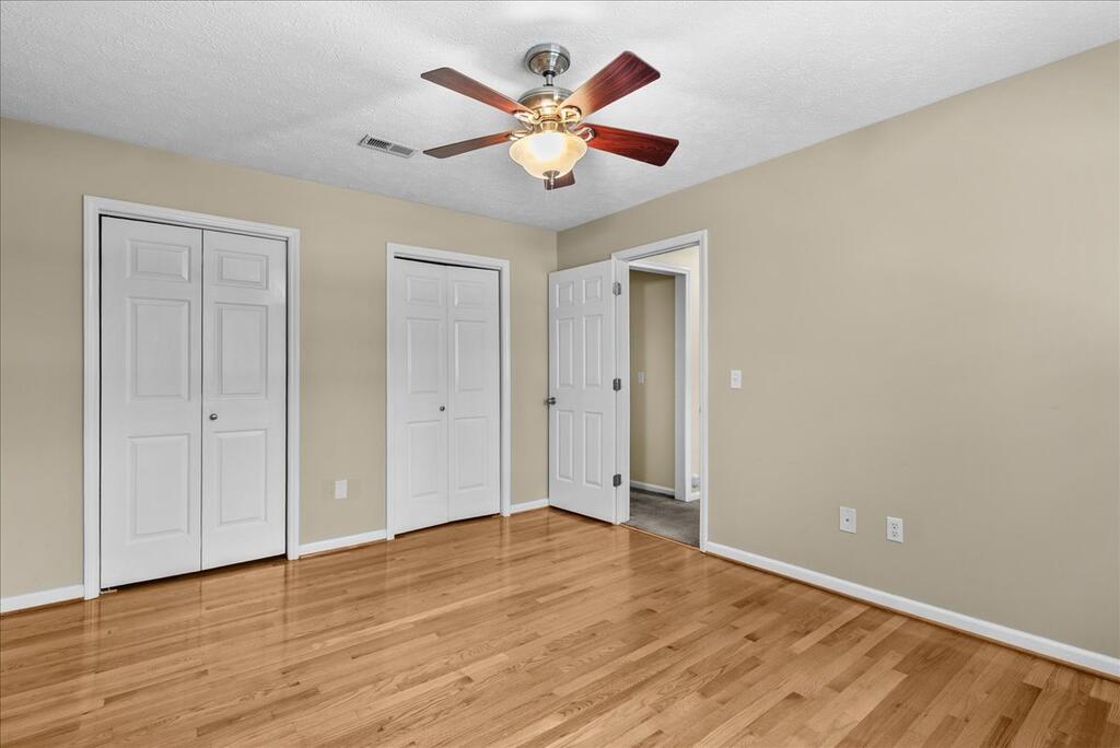 1016 Fox Den Trail