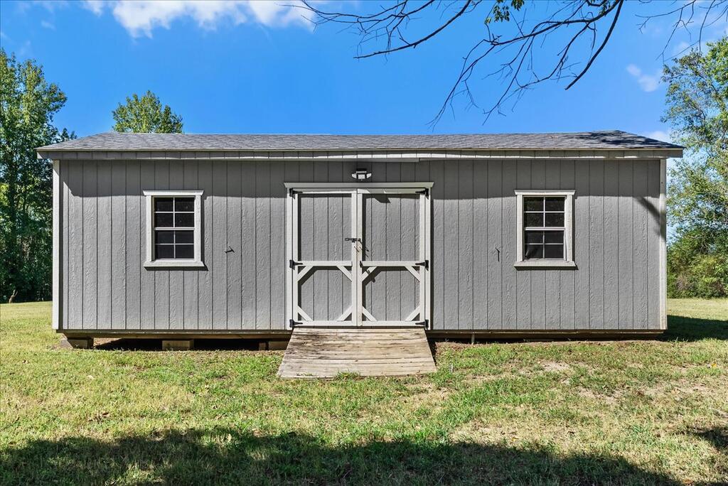 1016 Fox Den Trail