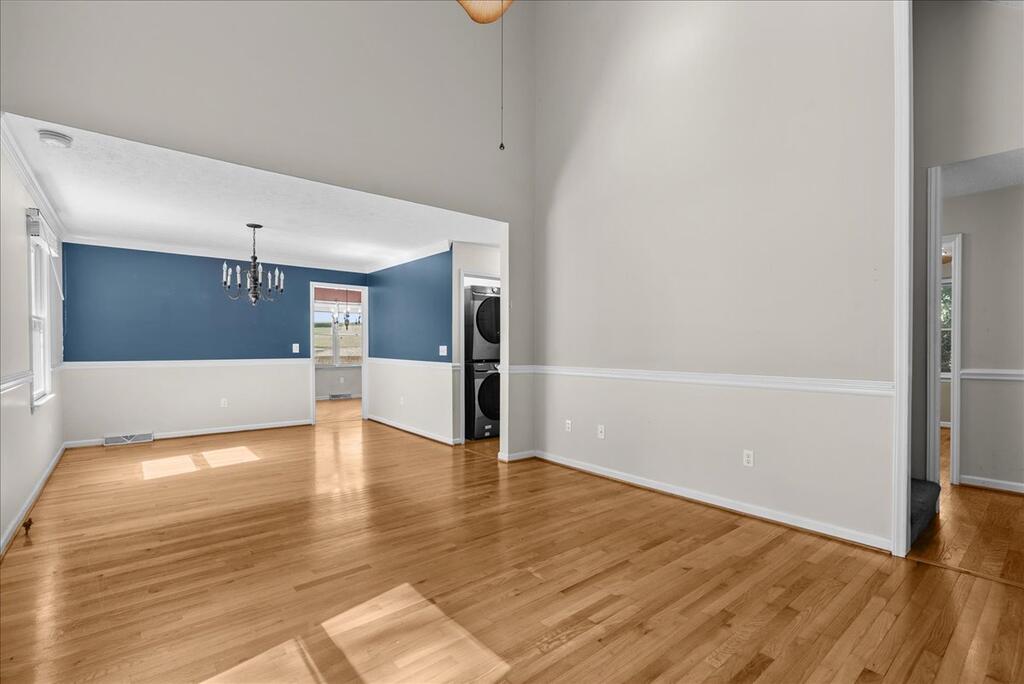 1016 Fox Den Trail